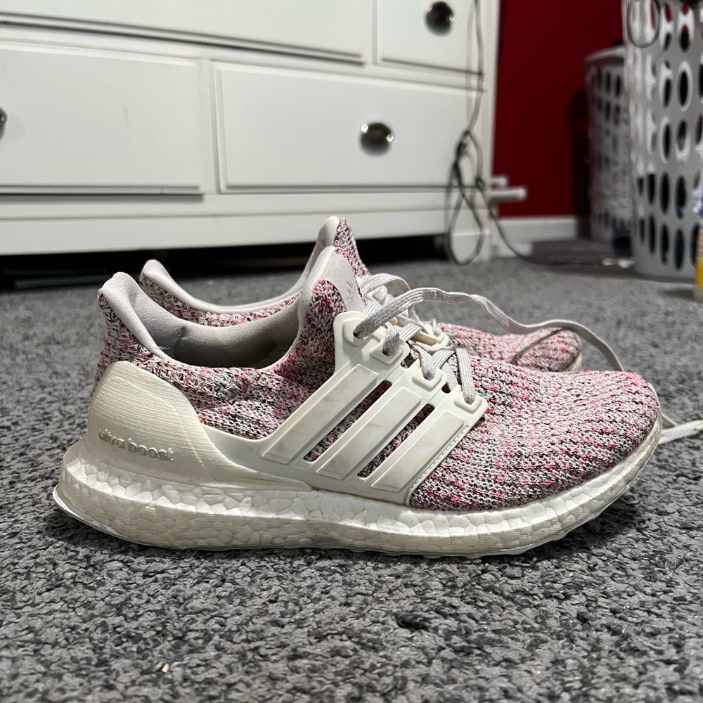 Adidas Ultraboost 4.0